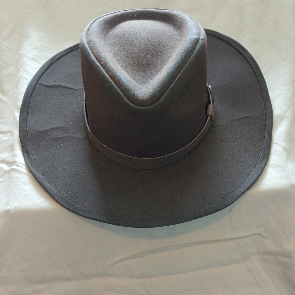Outback Trading Company Kodiak 1480 Oilskin Wide Brim Hat Brown Size L